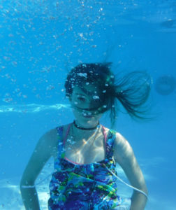 Underwater portrait web